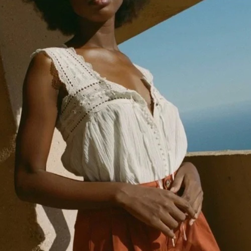 Doen Vera Tank in Antique White, Size S